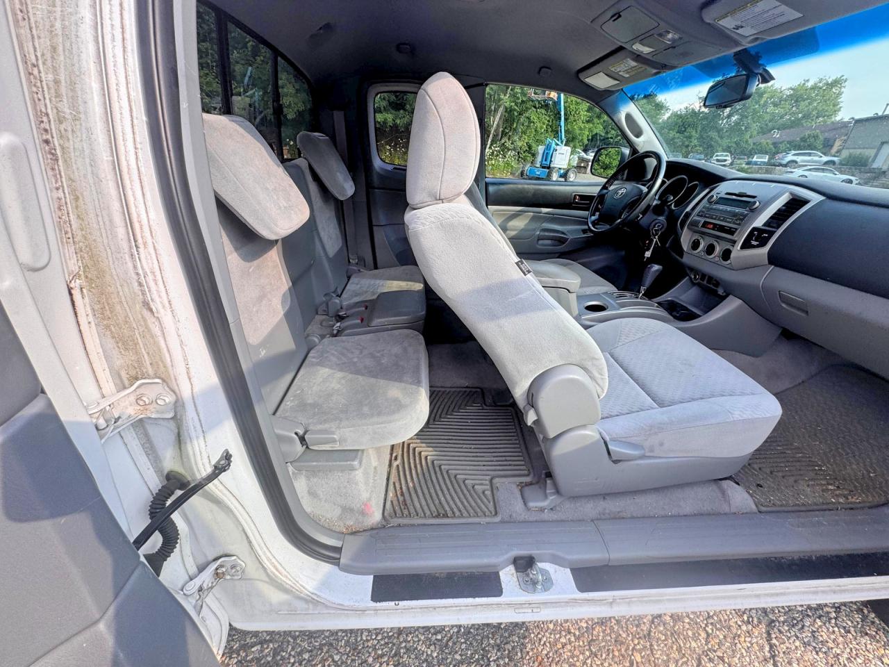 2010 Toyota Tacoma V6 White vin: 5TEUU4EN9AZ748510