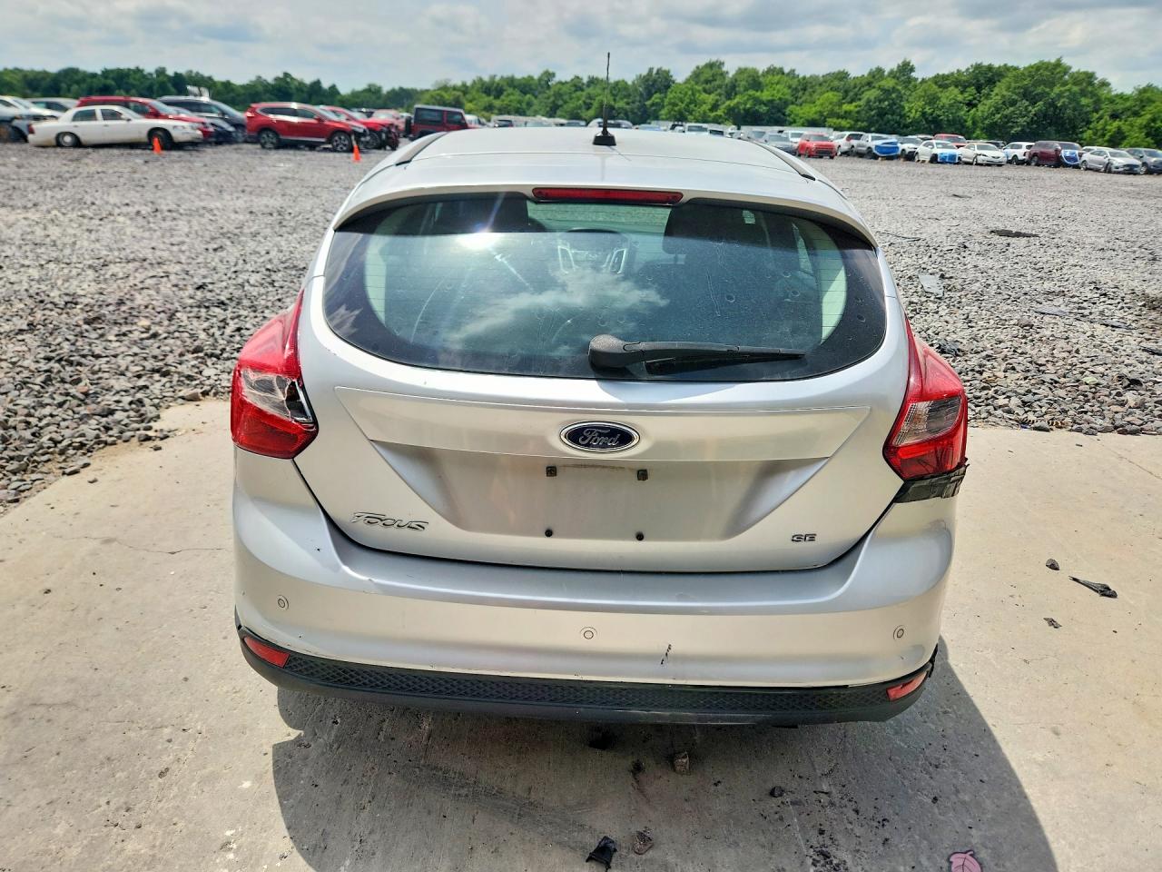 2013 Ford Focus Se Silver vin: 1FADP3K27DL264002