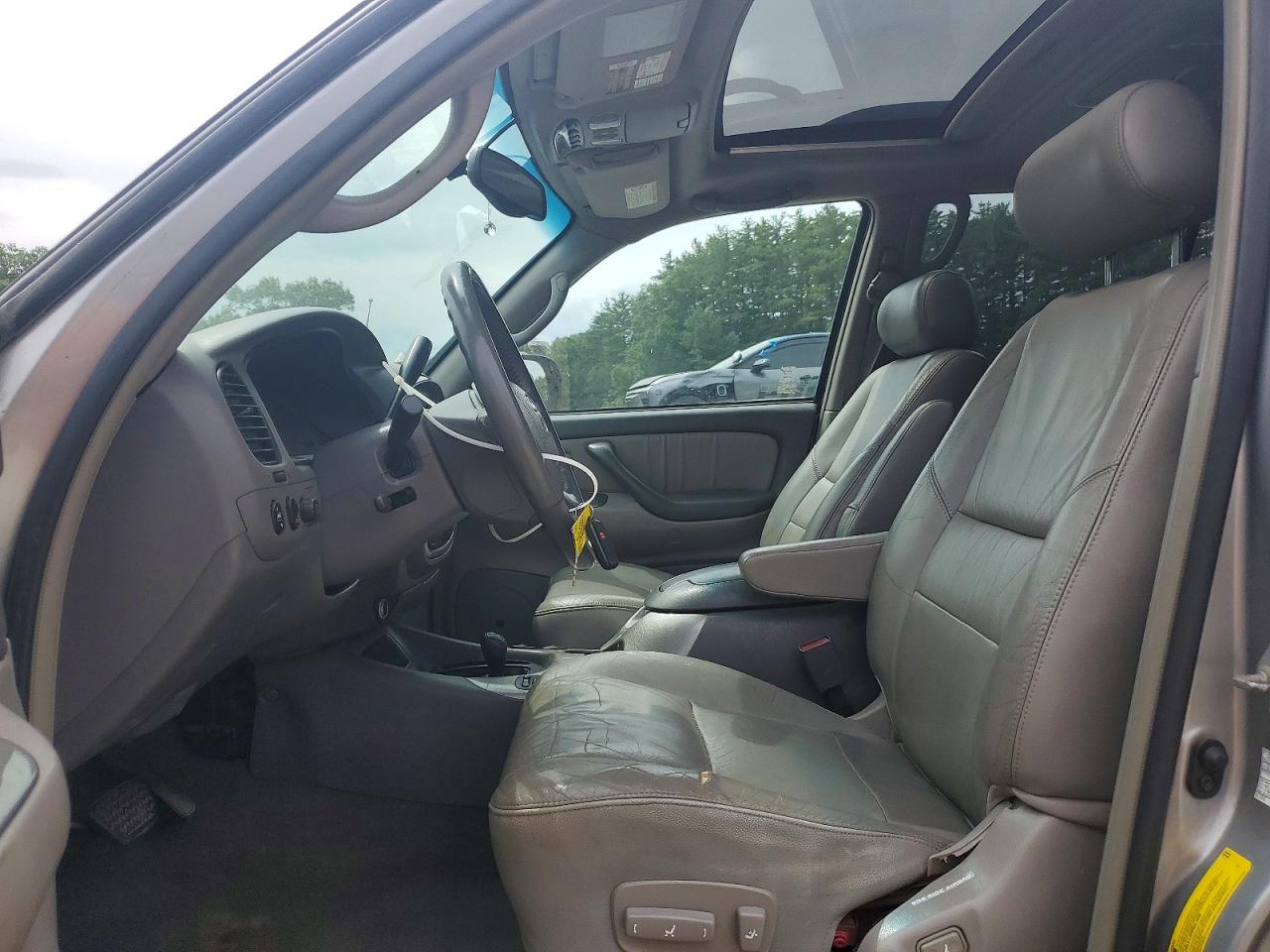 2004 Toyota Sequoia Limited Silver vin: 5TDBT48A54S227790