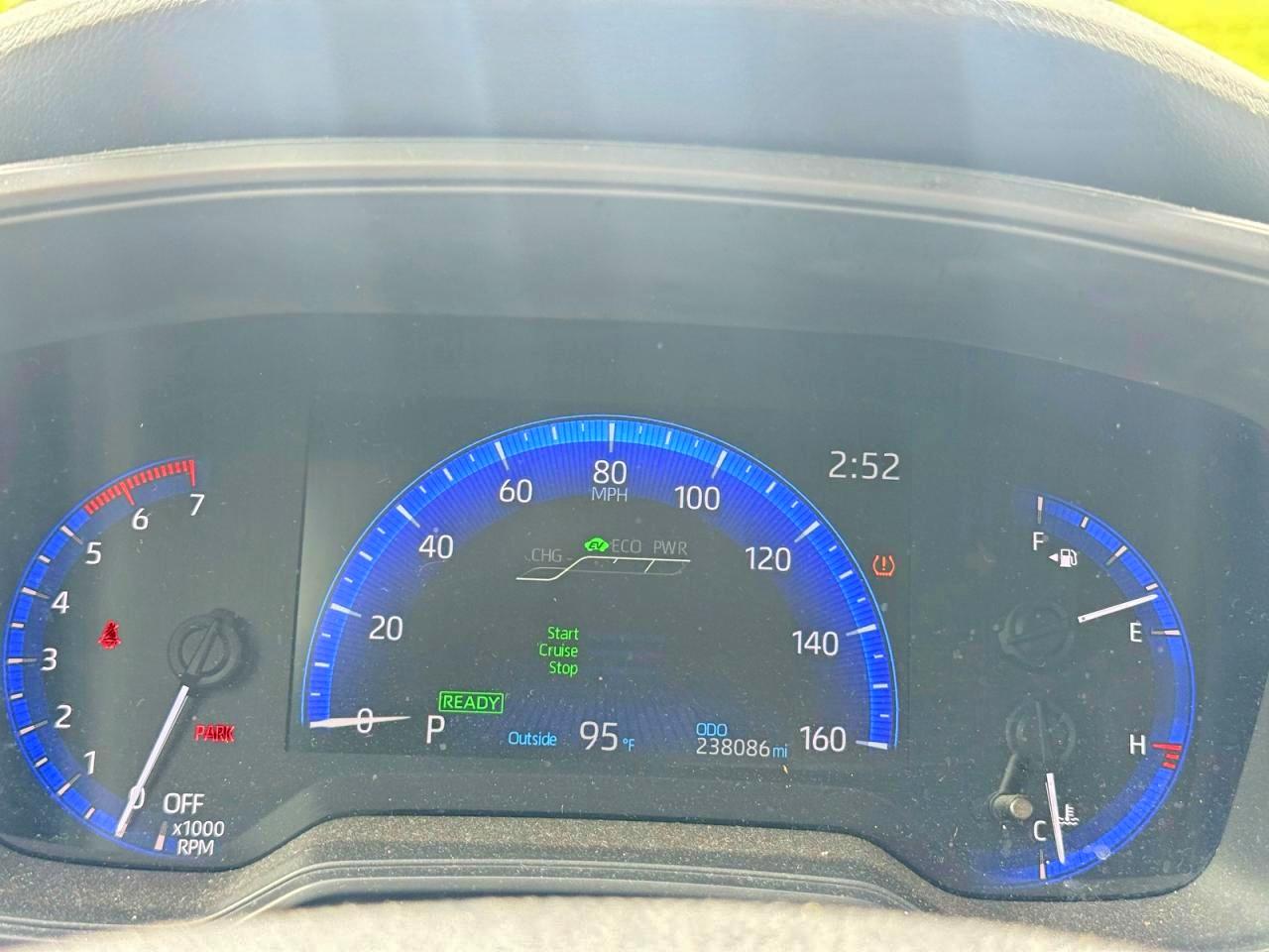 2022 Toyota Corolla Hybrid Le Серебряный vin: JTDEAMDE3N3008597