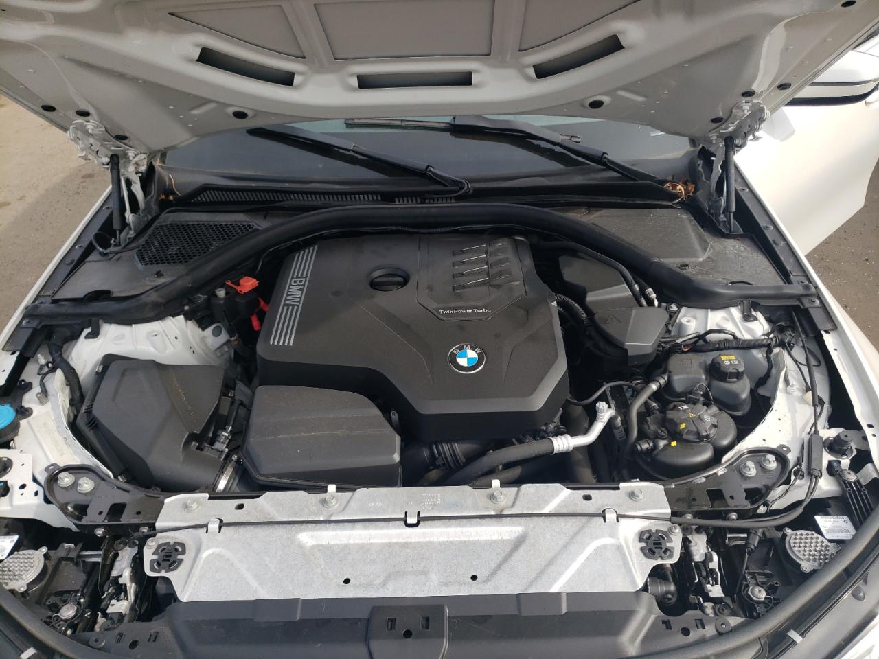 2021 Bmw 330xi    White vin: 3MW5R7J06M8B63280