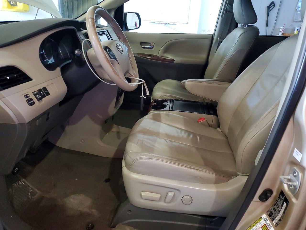 2013 Toyota Sienna Xle 8-passenger Gold vin: 5TDYK3DC6DS404703
