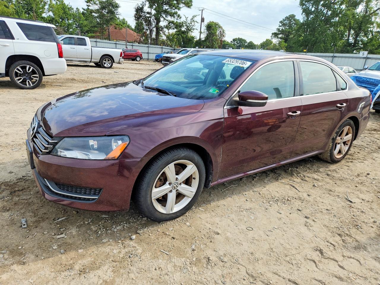 2013 Volkswagen Passat Se Maroon vin: 1VWBP7A30DC018988