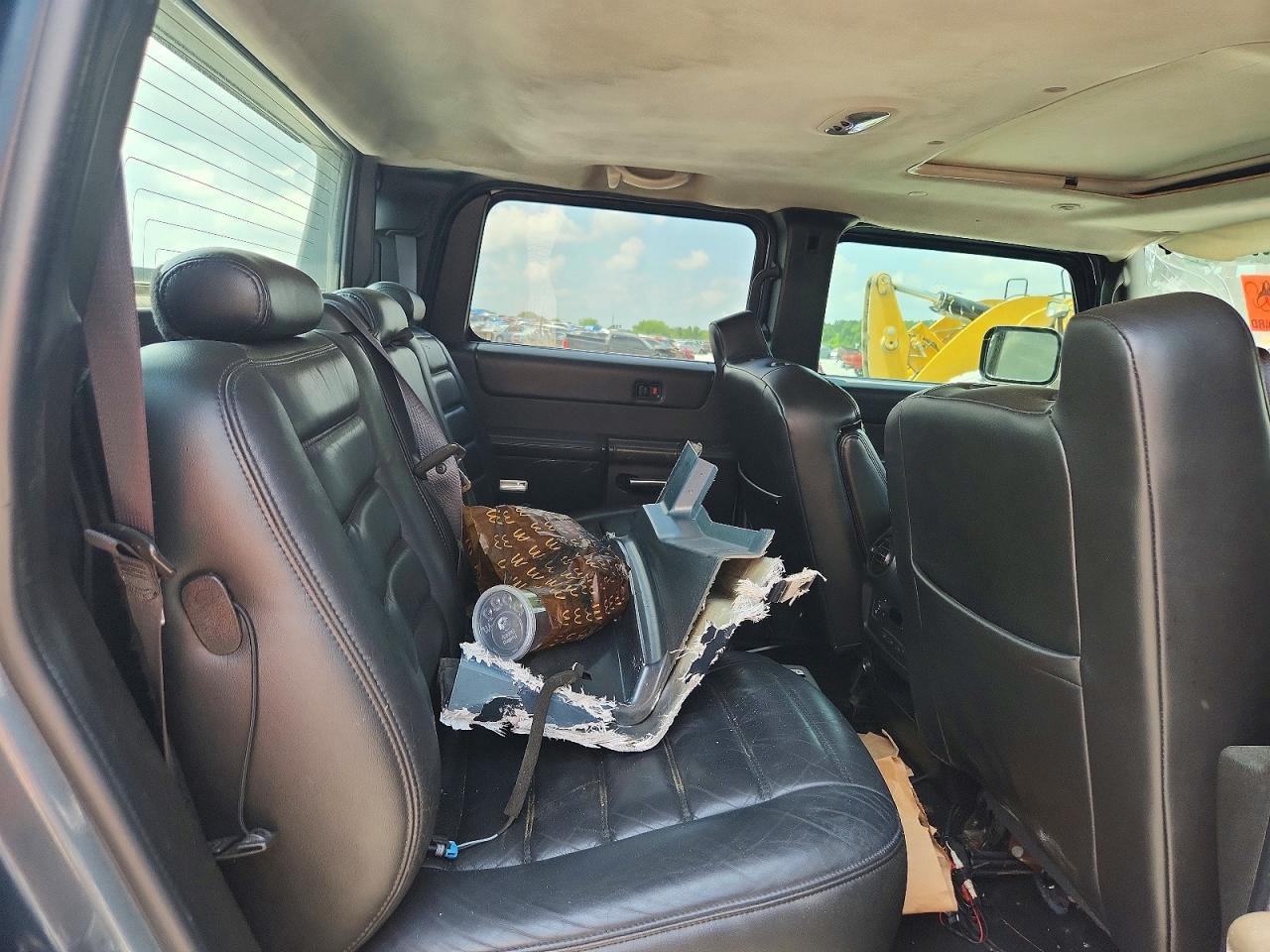 2005 Hummer H2 Sut Black vin: 5GRGN22U95H112542