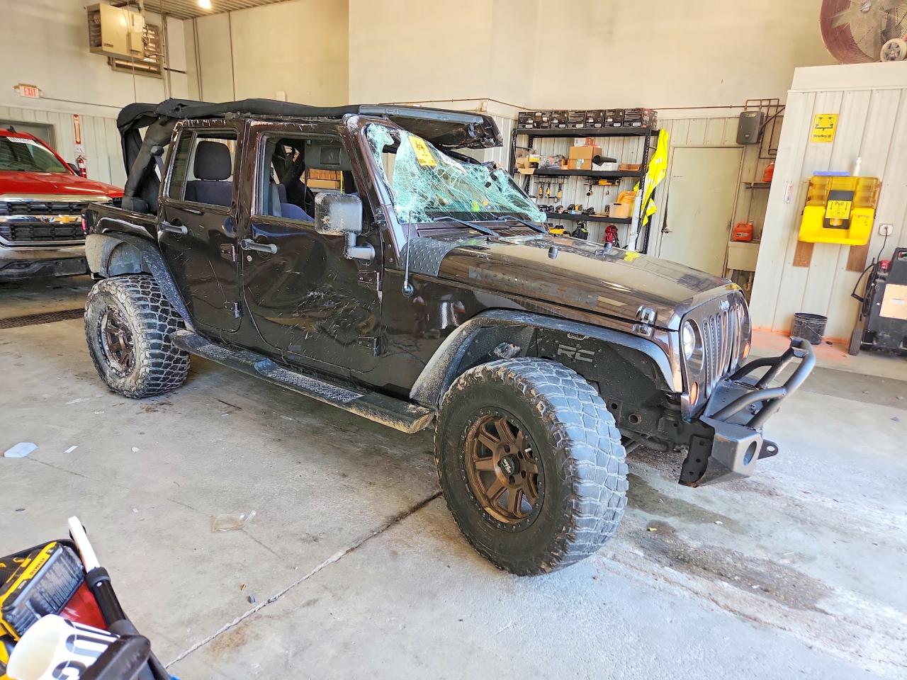 2013 Jeep Wrangler Unlimited Sport Black vin: 1C4BJWDG2DL682061