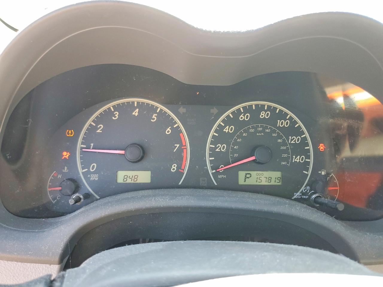 2009 Toyota Corolla Base Серебряный vin: JTDBL40E899044503