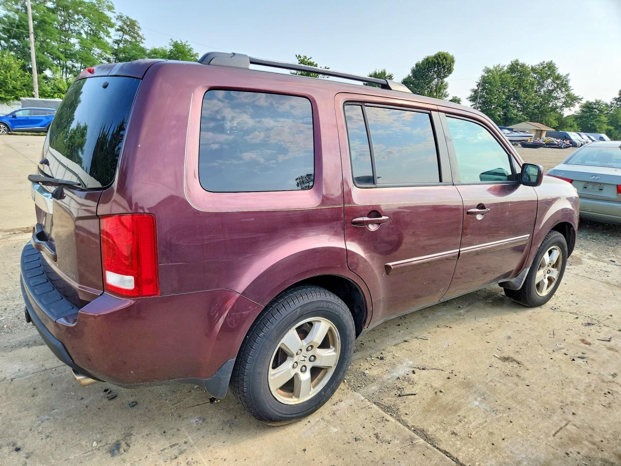 2009 Honda Pilot Ex Red vin: 5FNYF48459B010912