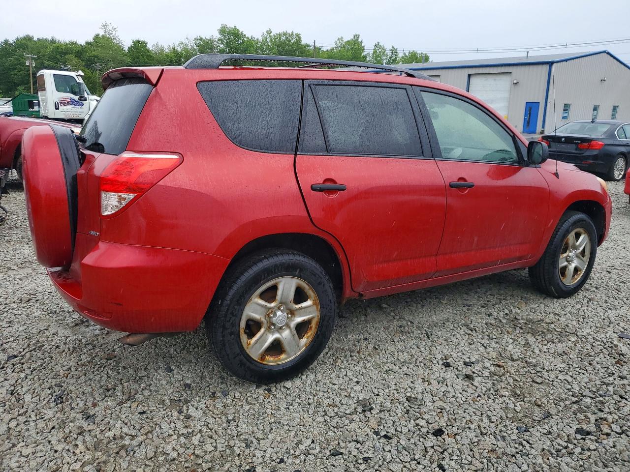 2007 Toyota Rav4 Base Red vin: JTMBD35V275115036