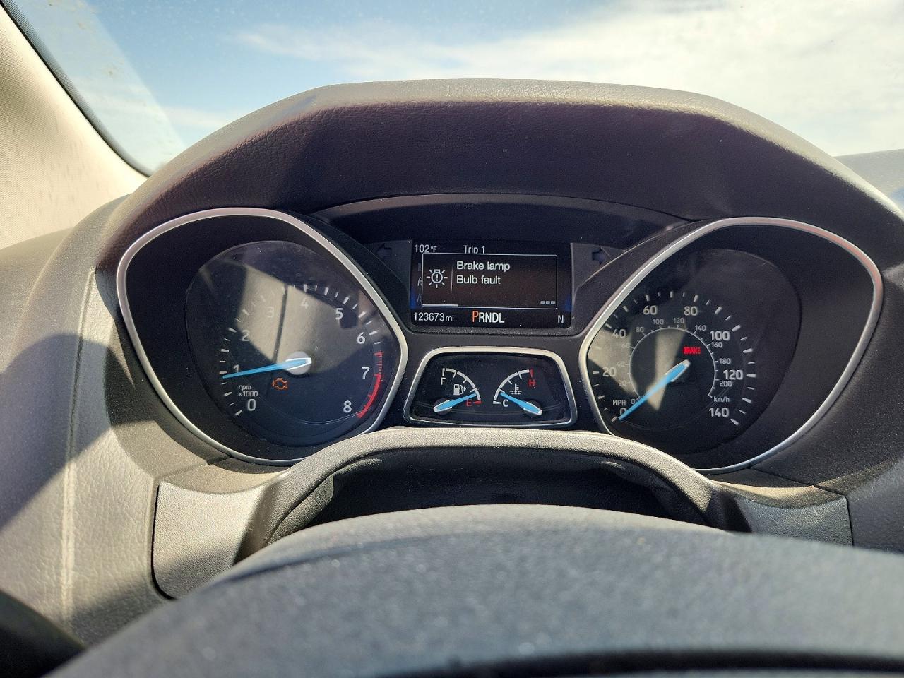 2015 Ford Focus Se Silver vin: 1FADP3K25FL326998