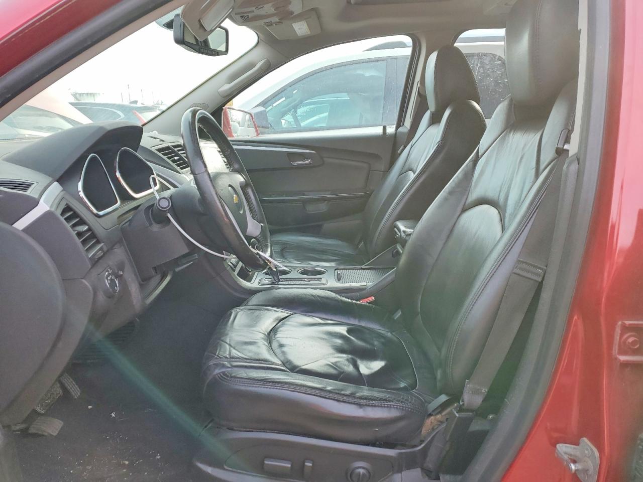 2012 Chevrolet Traverse 4d L Crimson vin: 1GNKRJED8CJ334945