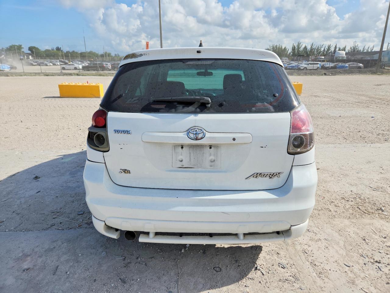 2006 Toyota Matrix Xr Белый vin: 2T1KR32E96C602130