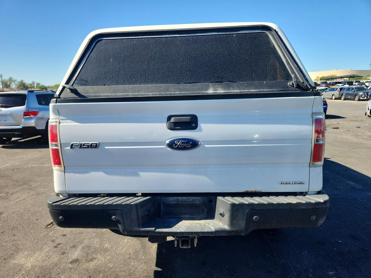 2013 Ford F150 Super Cab White vin: 1FTFX1EF4DKF16140