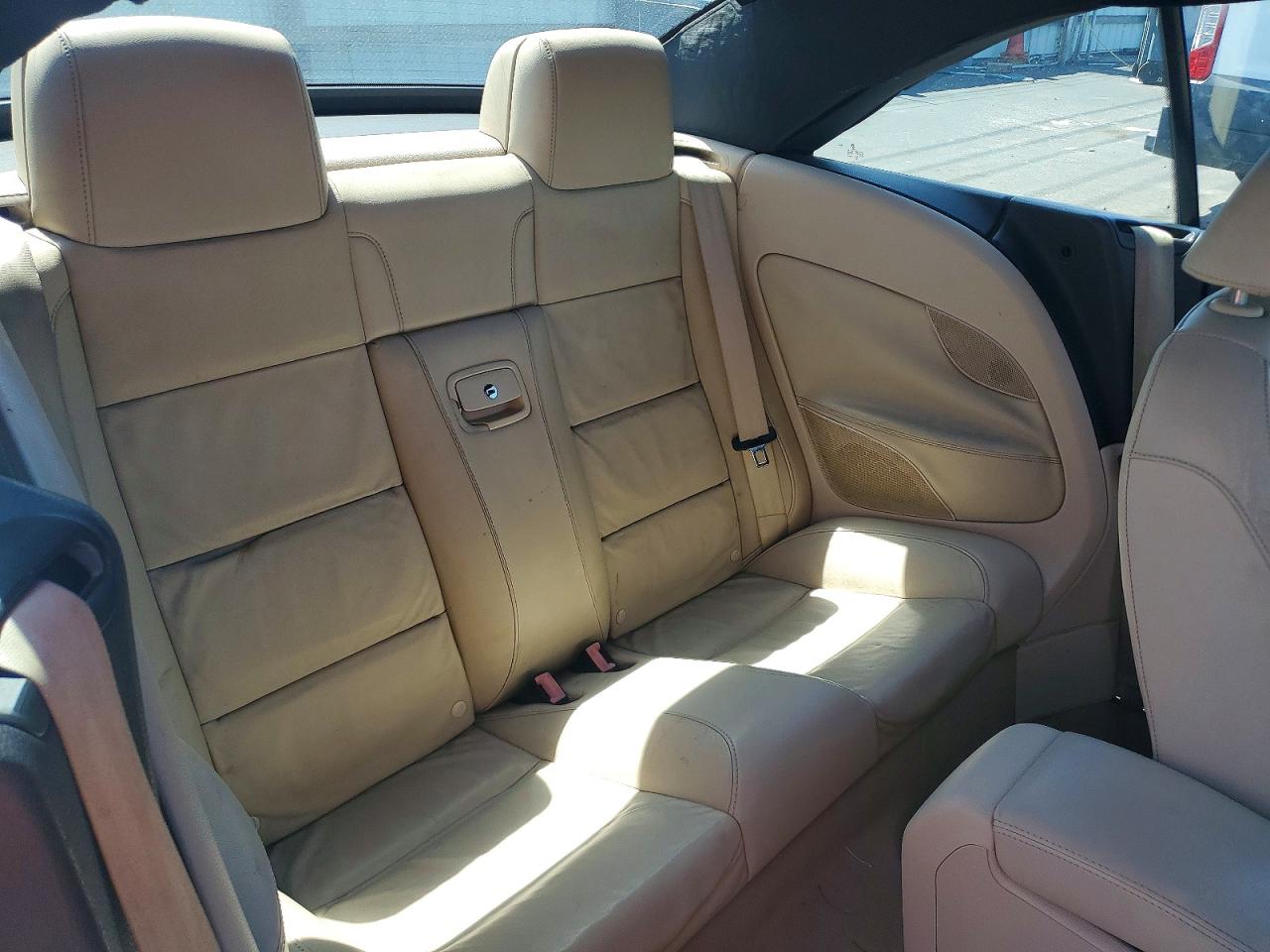 2010 Volkswagen Eos Lux White vin: WVWFA7AH7AV025406