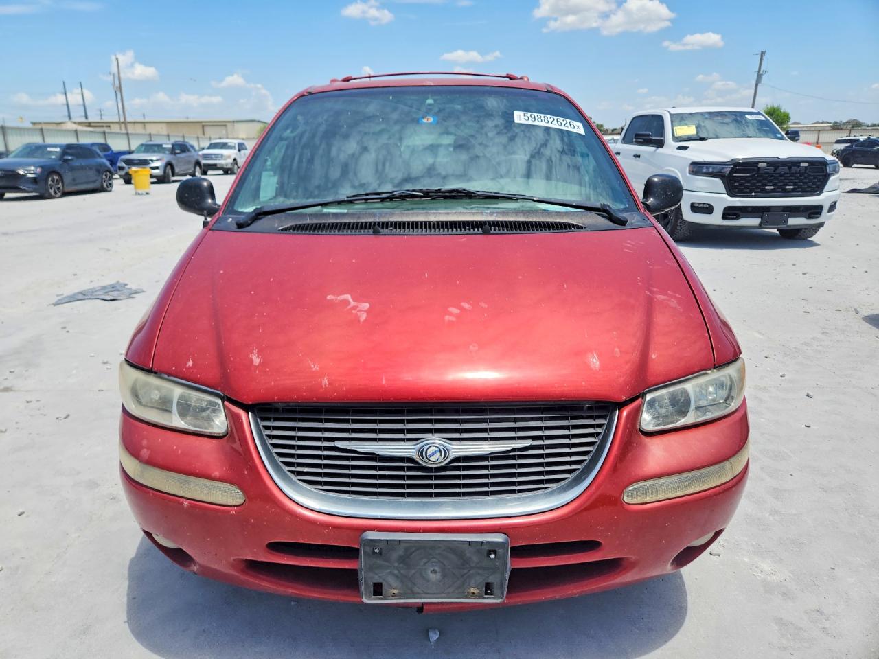 2000 Chrysler Town & Country Limited Темно-бордовый vin: 1C4GP64L7YB614285