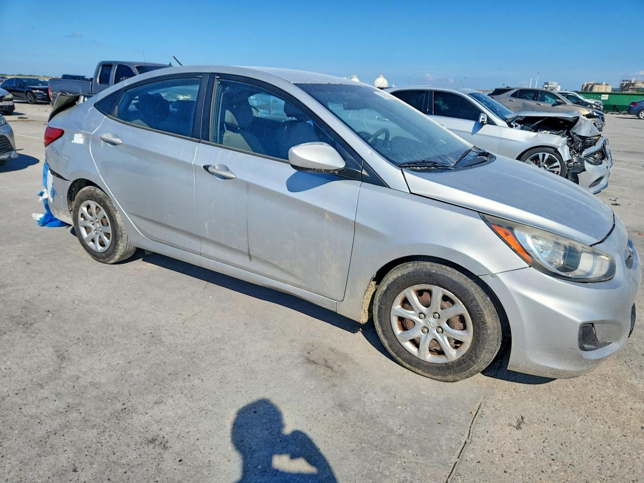 2013 Hyundai Accent Gls Серебряный vin: KMHCT4AE0DU523230