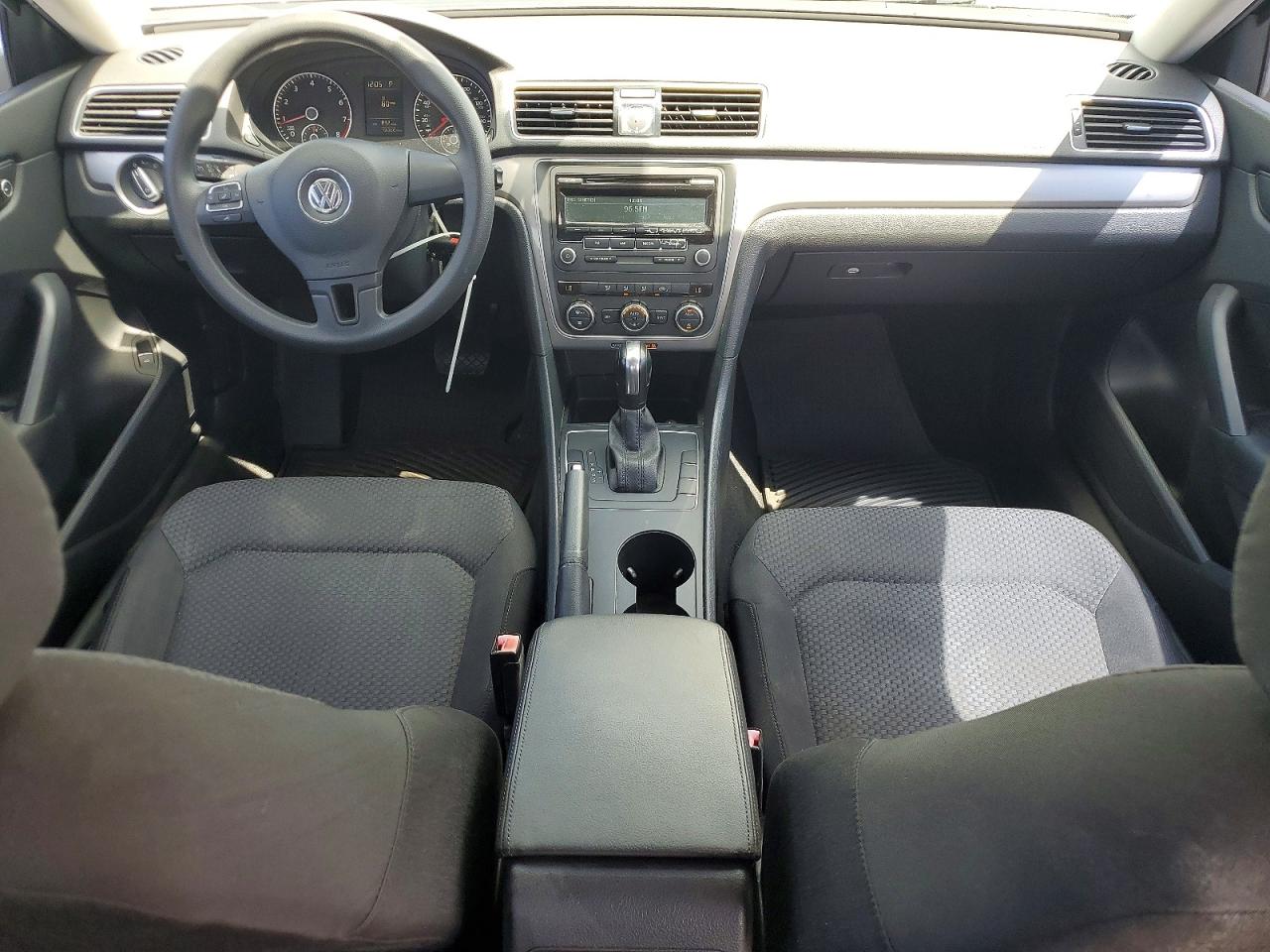 2012 Volkswagen Passat S Blue vin: 1VWAH7A36CC089152