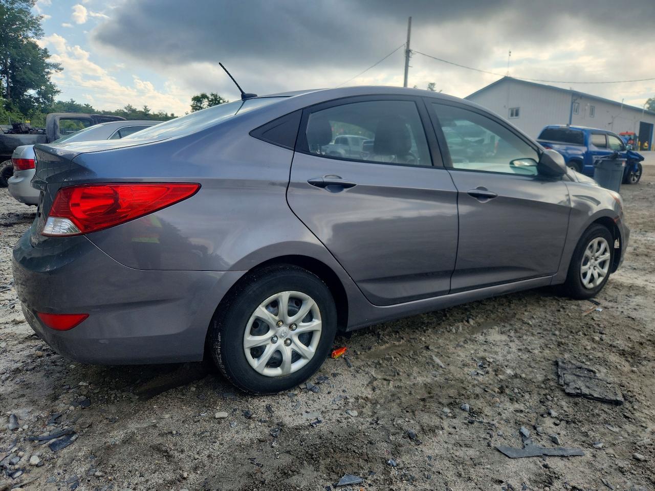 2014 Hyundai Accent Gls Gray vin: KMHCT4AE6EU720033