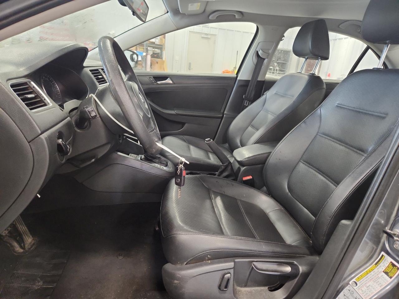2014 Volkswagen Jetta Se Gray vin: 3VWD17AJ8EM260730
