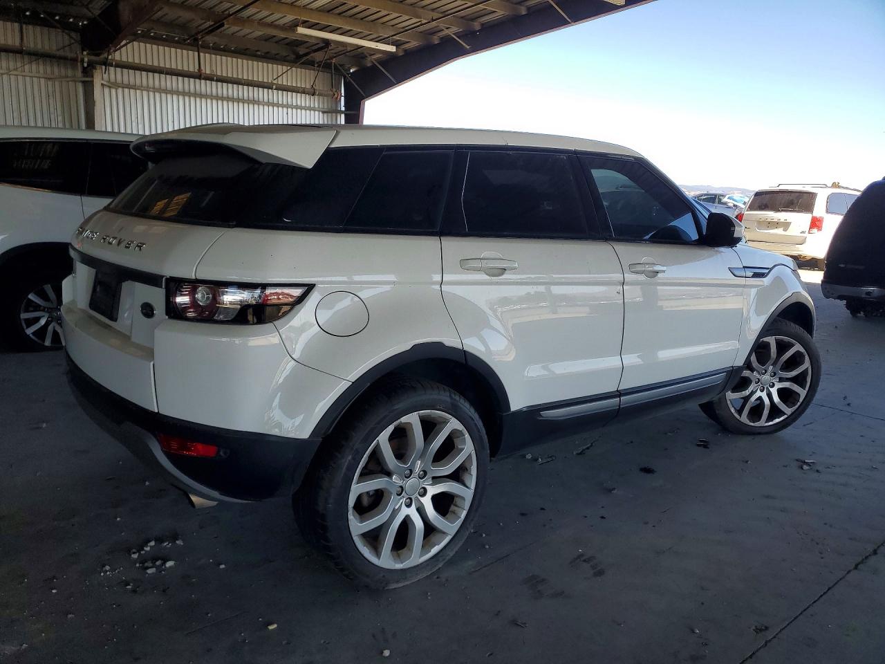 2015 Land Rover Range Rover Evoque Pure Plus White vin: SALVP2BG6FH034180