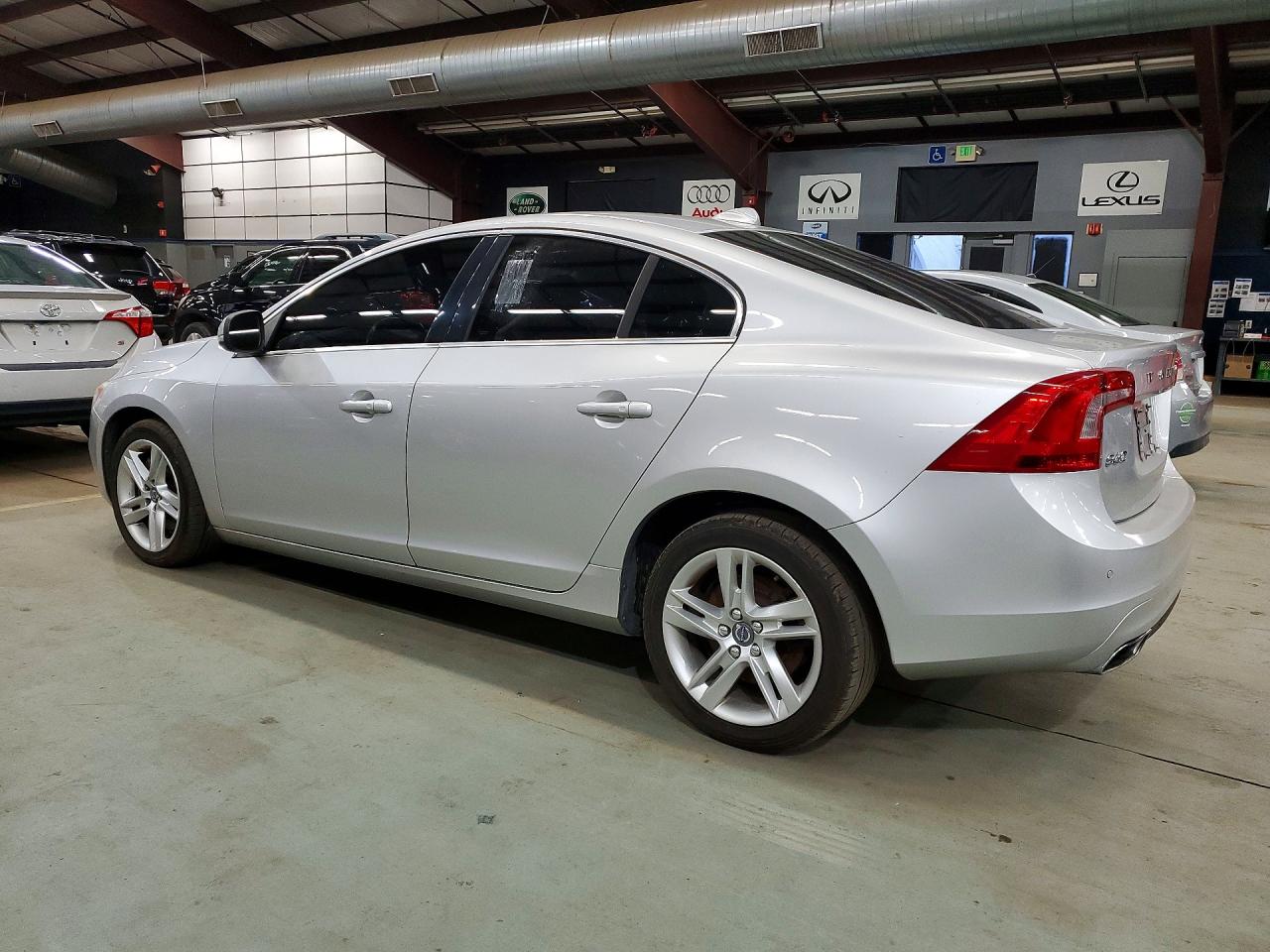 2015 Volvo S60 Platinum Silver vin: YV1612TM3F2355849