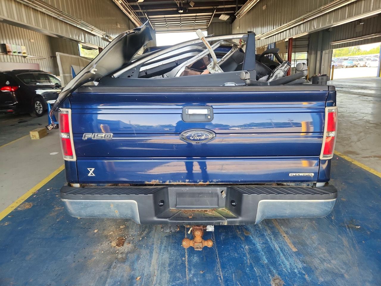 2011 Ford F150 Super Cab Blue vin: 1FTFX1EF7BFB35081