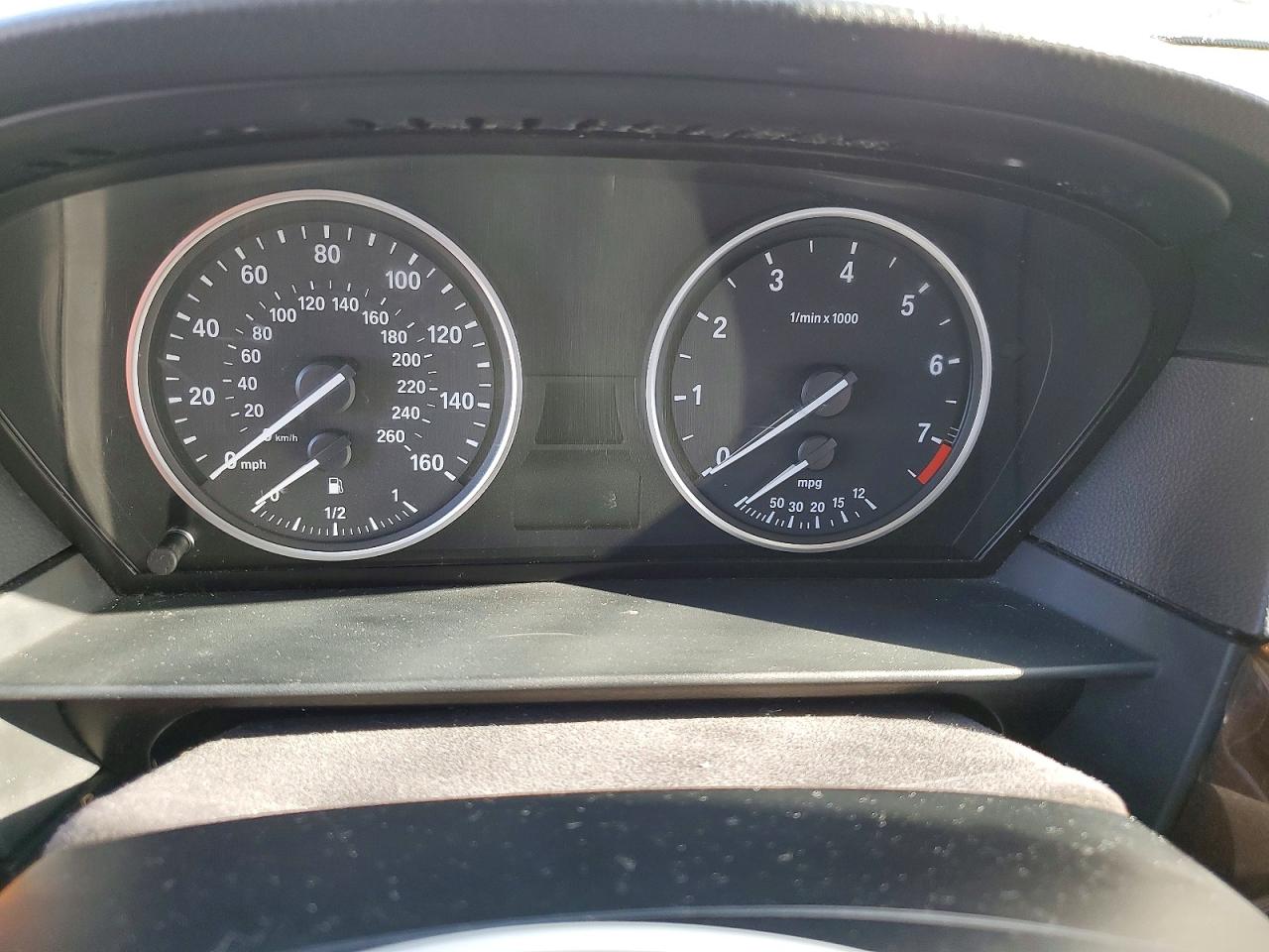 2010 Bmw 528 Xi White vin: WBANV1C50AC156847