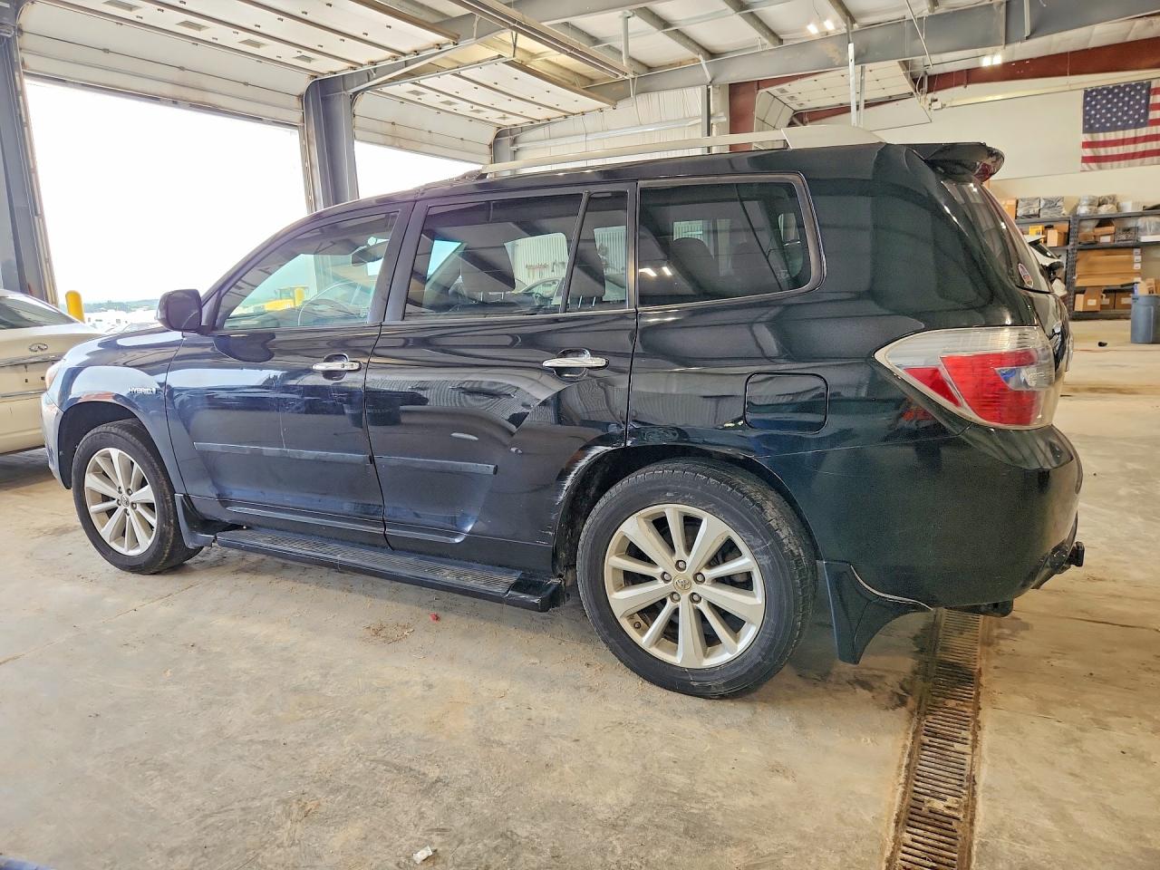2010 Toyota Highlander Hybrid Limited Black vin: JTEJW3EH4A2040974