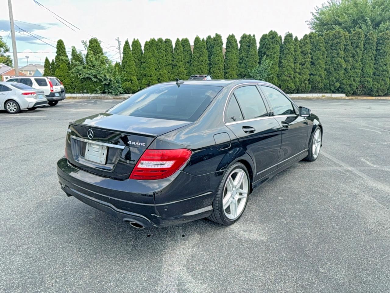 2013 Mercedes-benz C 300 4matic Black vin: WDDGF8AB9DR283579