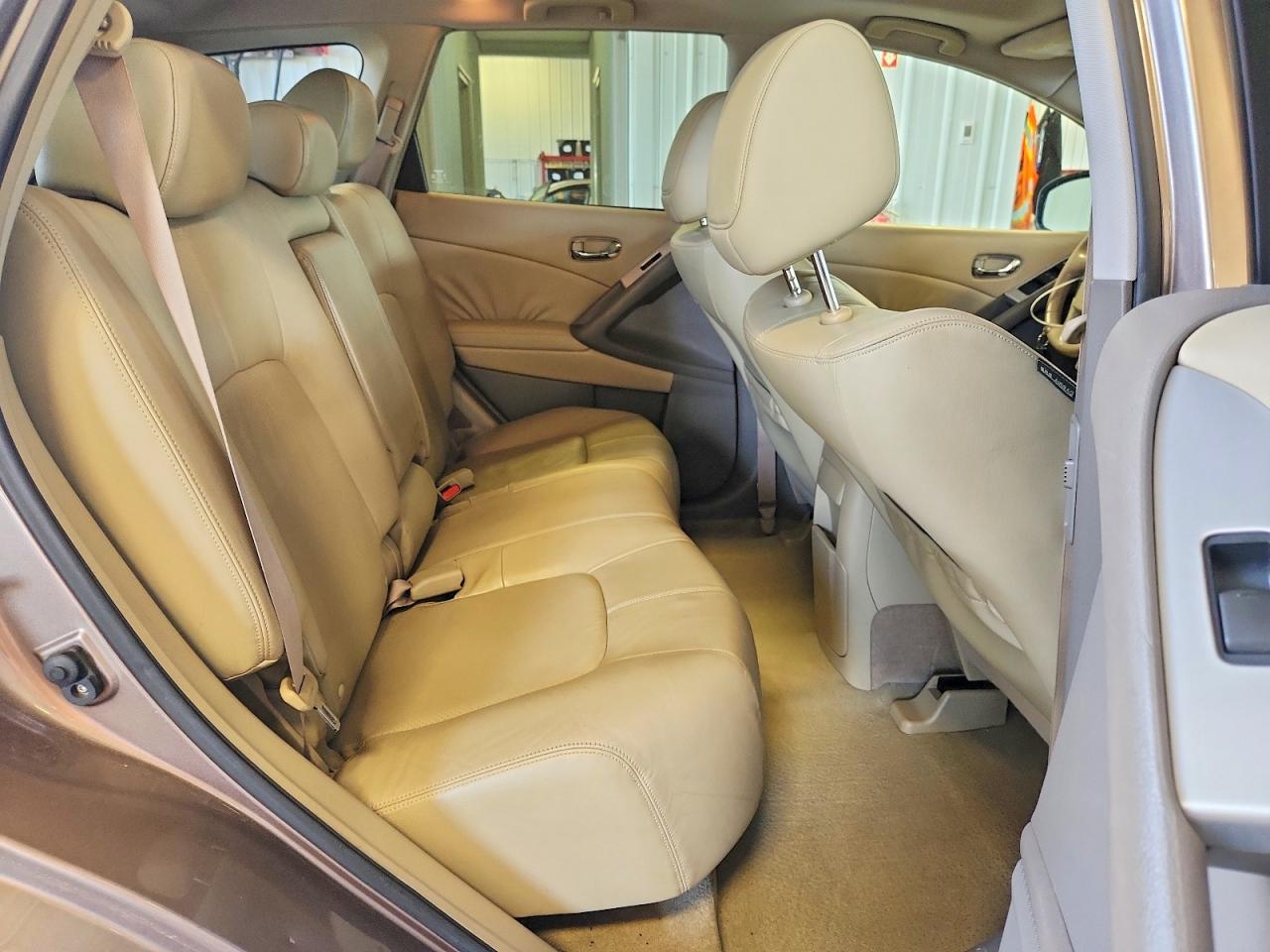 2010 Nissan Murano S Tan vin: JN8AZ1MW0AW122472