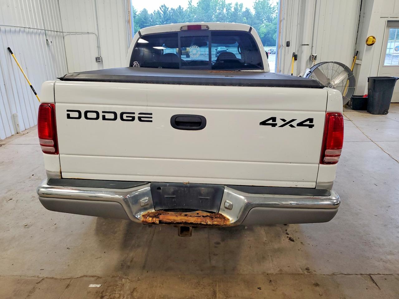 2000 Dodge Dakota Quad White vin: 1B7GG2AN1YS661455
