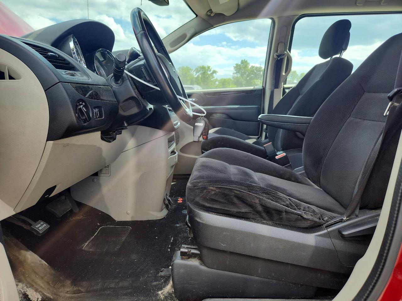 2014 Dodge Grand Caravan Se Maroon vin: 2C4RDGBG7ER420771