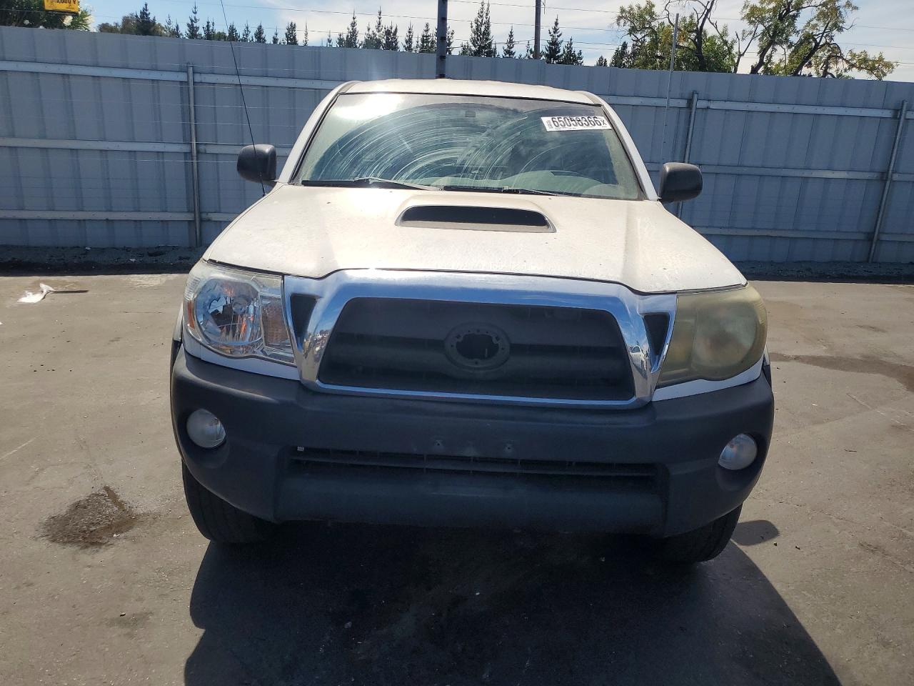 2009 Toyota Tacoma Prerunner V6 White vin: 5TETU62N69Z615579