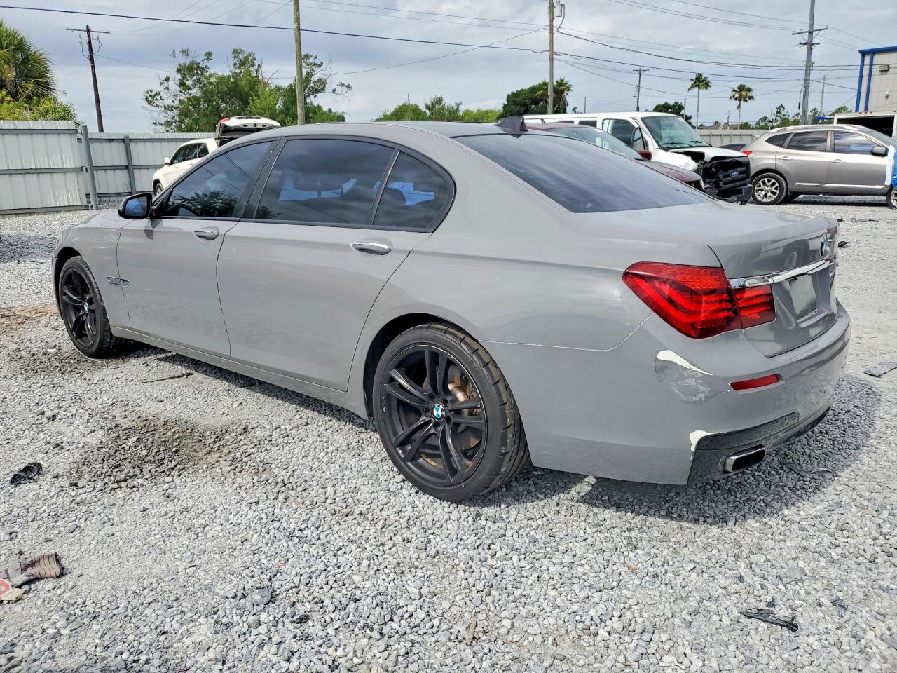 2015 Bmw 740 Li Gray vin: WBAYE4C57FD139009