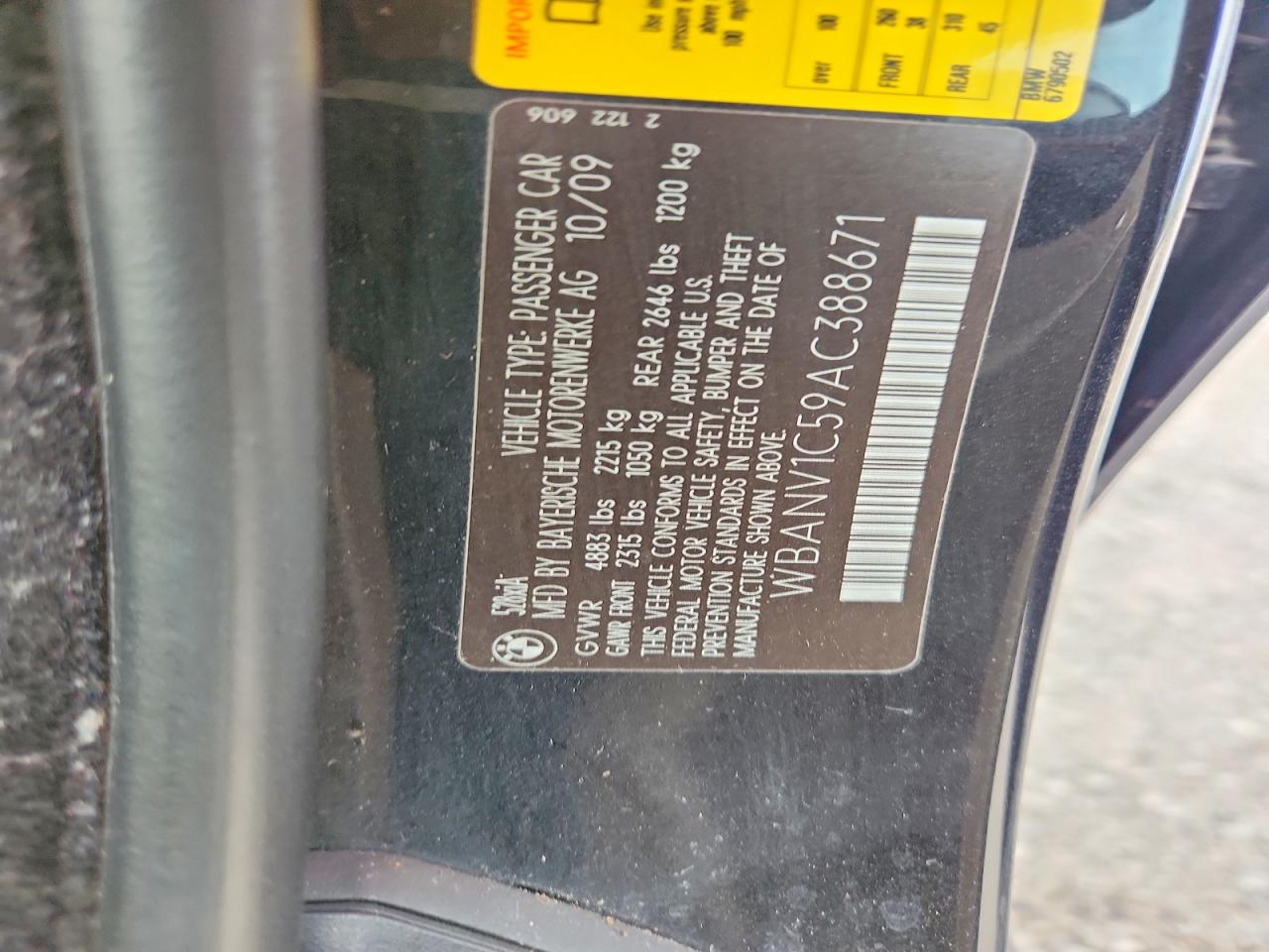 2010 Bmw 528 Xi Black vin: WBANV1C59AC388671