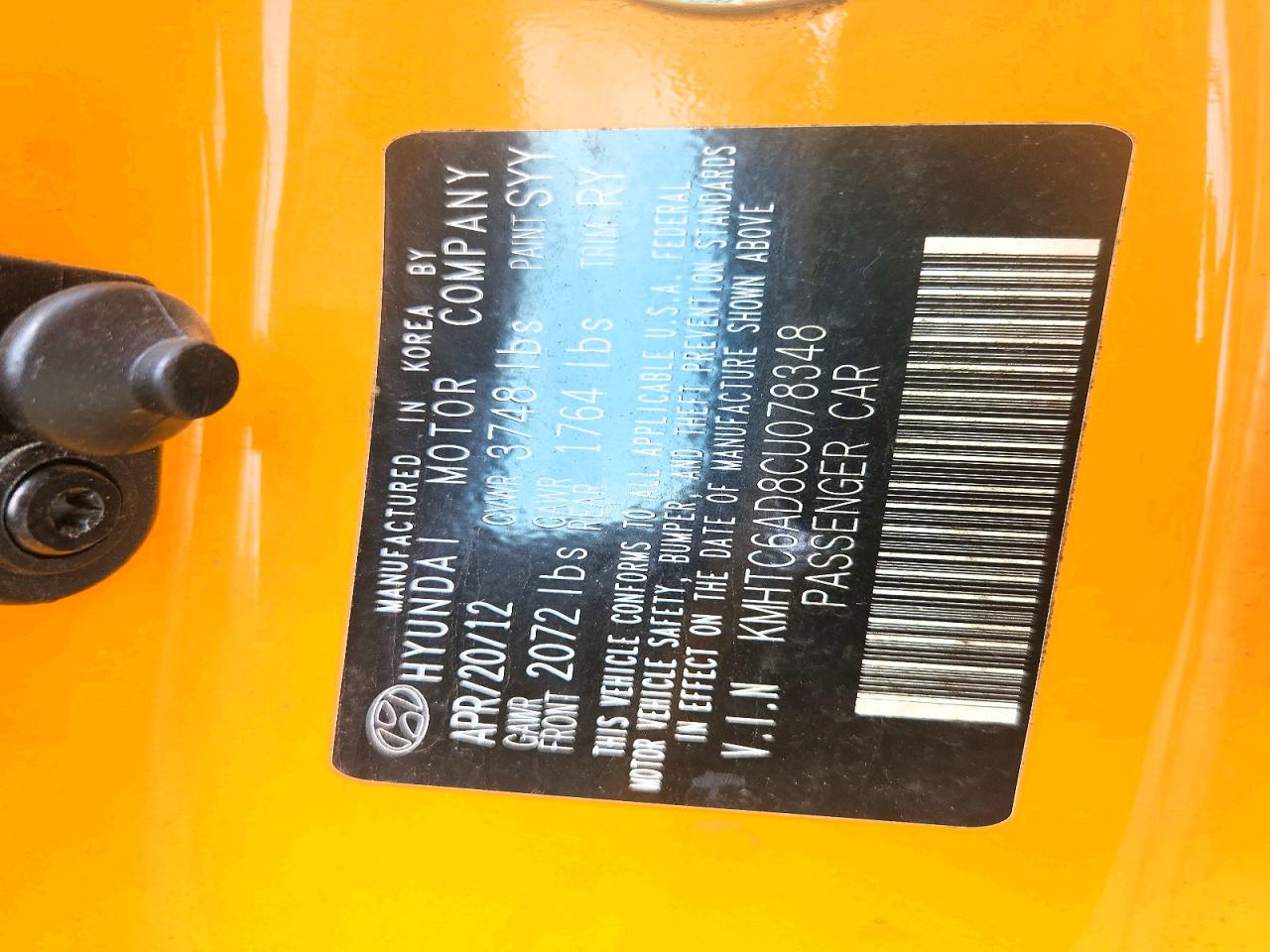 2012 Hyundai Veloster Base Yellow vin: KMHTC6AD8CU078348