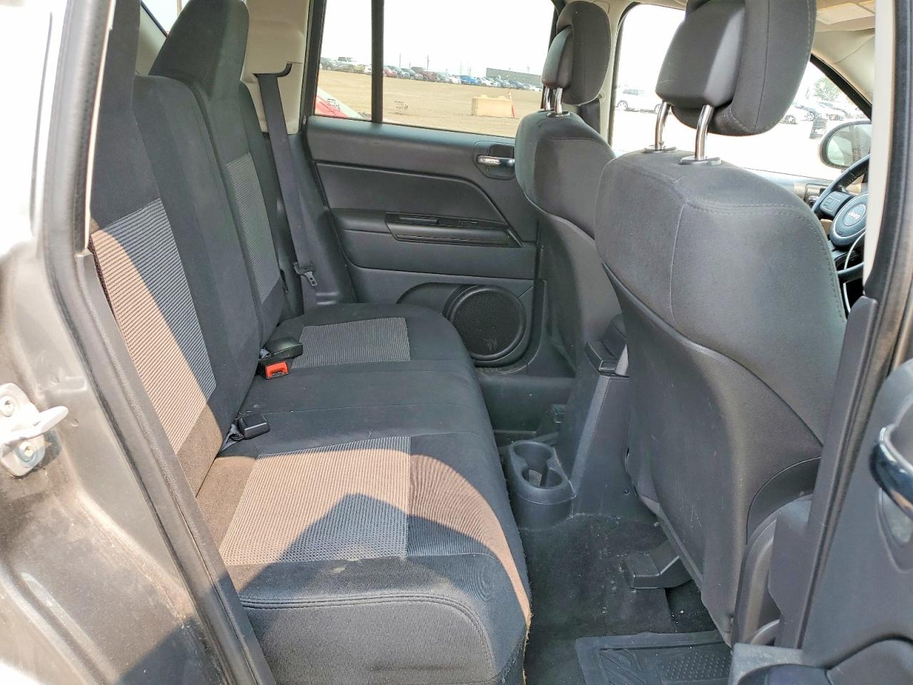 2012 Jeep Compass Gray vin: 1C4NJDABXCD523064
