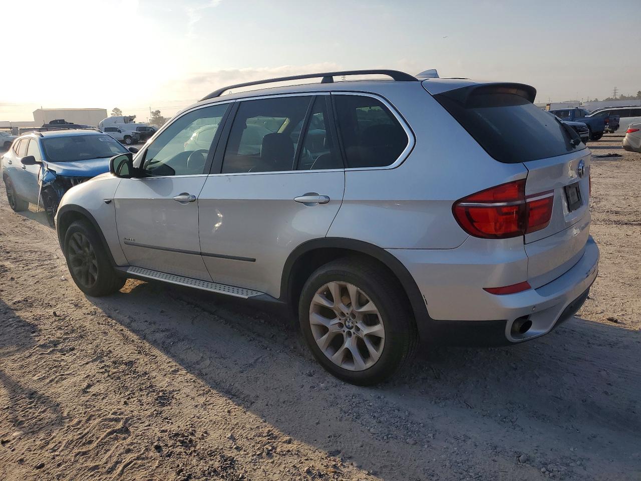 2013 Bmw X5 Xdrive35i Silver vin: 5UXZV4C57D0E12642