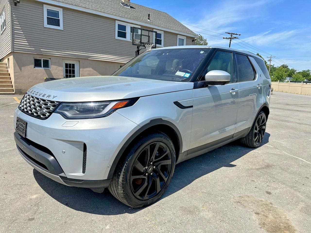 2022 Land Rover Discovery S Silver vin: SALRJ2EX2N2460352