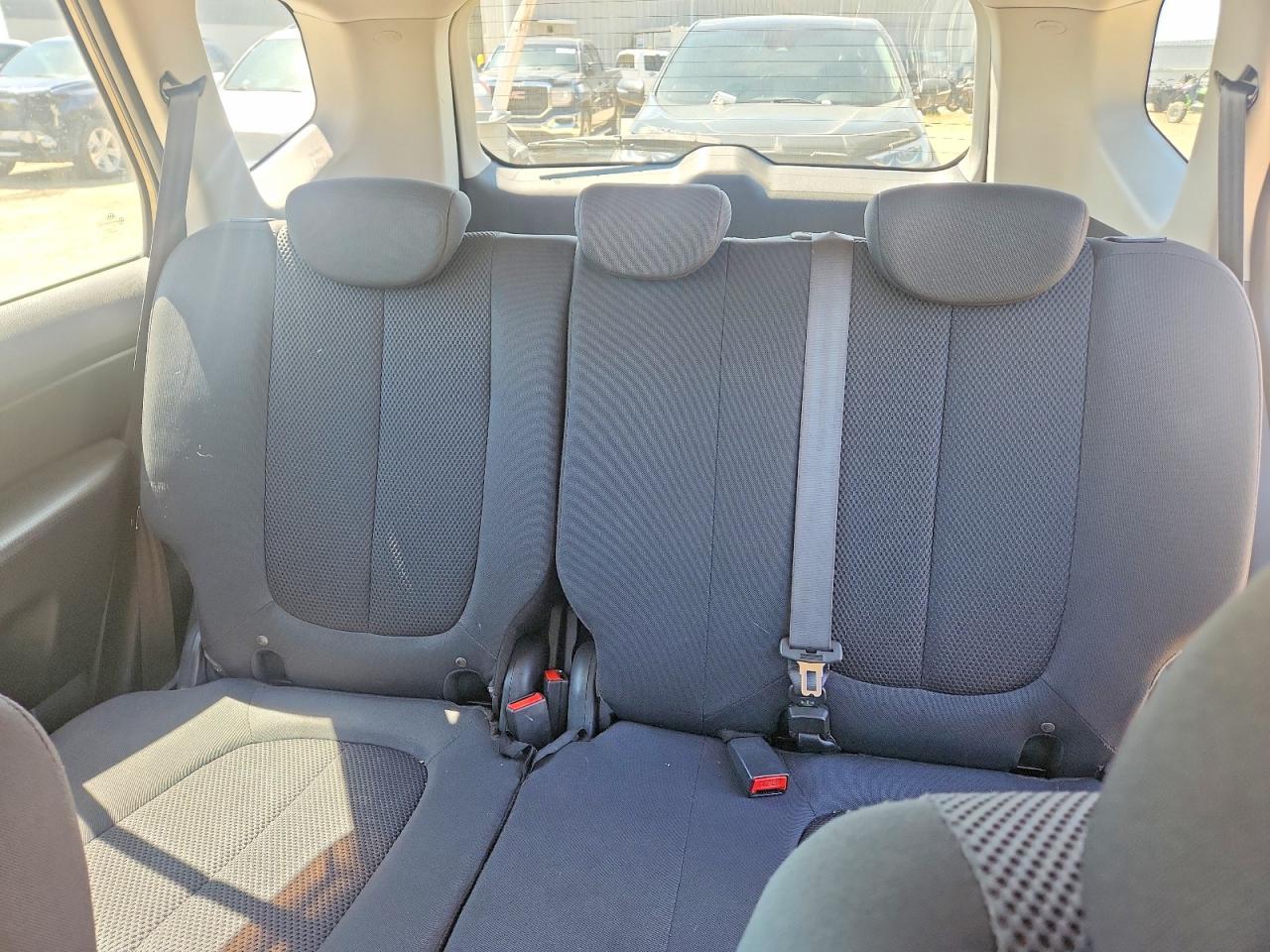 2012 Kia Rondo Brown vin: KNAHH8A88C7412318