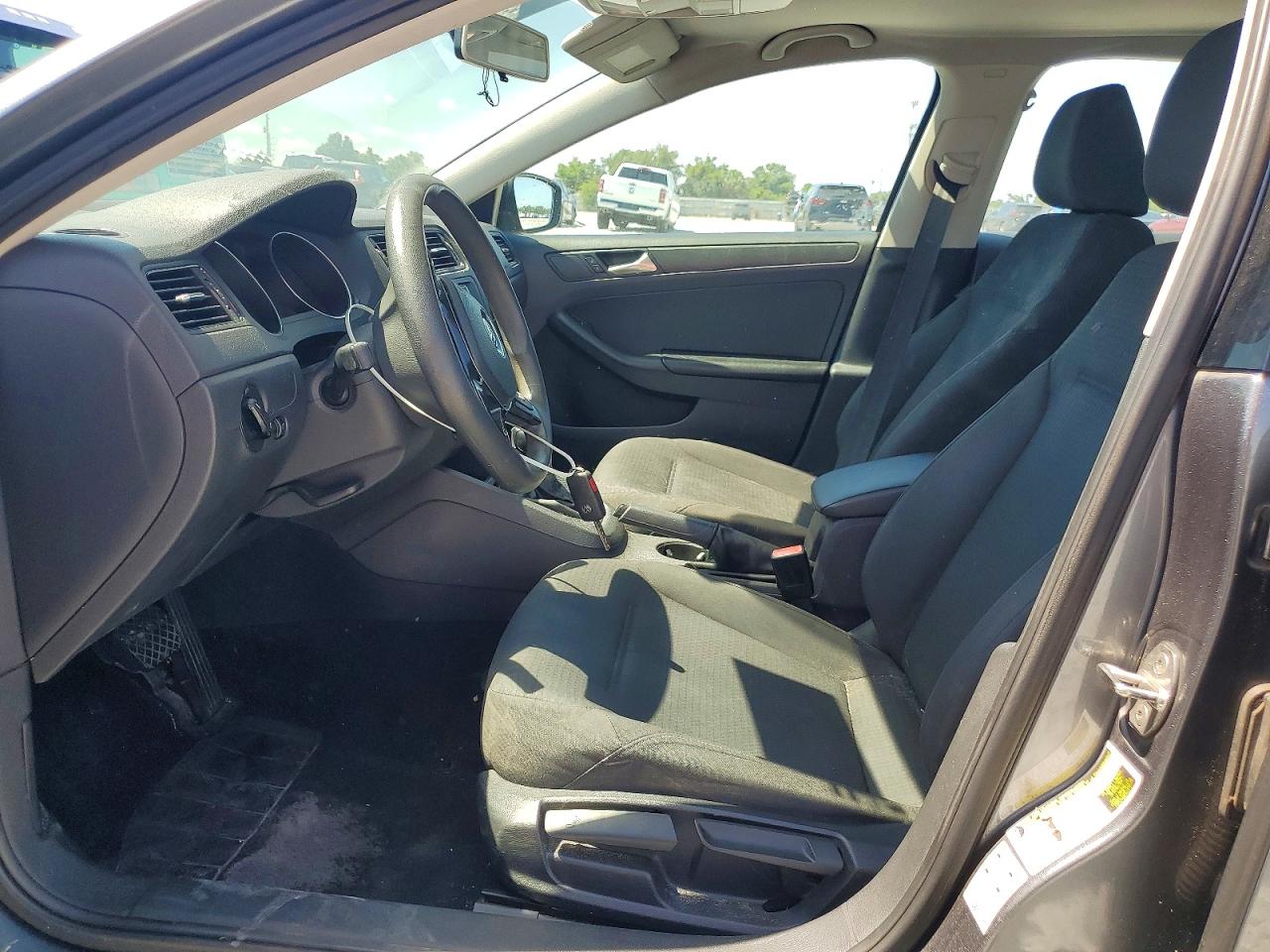 2016 Volkswagen Jetta S Серый vin: 3VW267AJ4GM219975