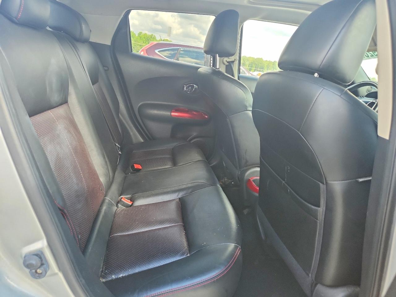 2013 Nissan Juke S Silver vin: JN8AF5MV9DT208988