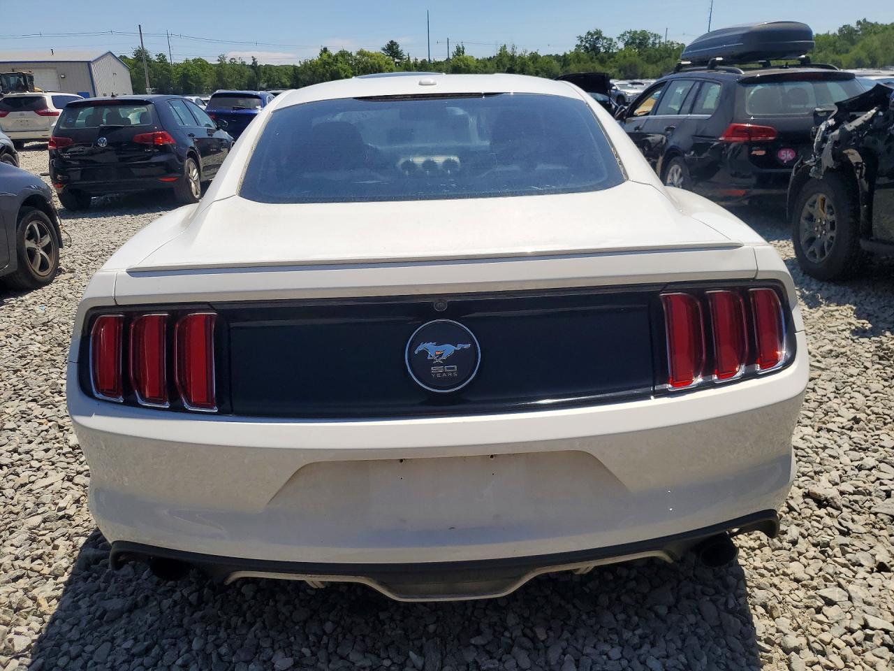 2015 Ford Mustang White vin: 1FA6P8TH1F5310679
