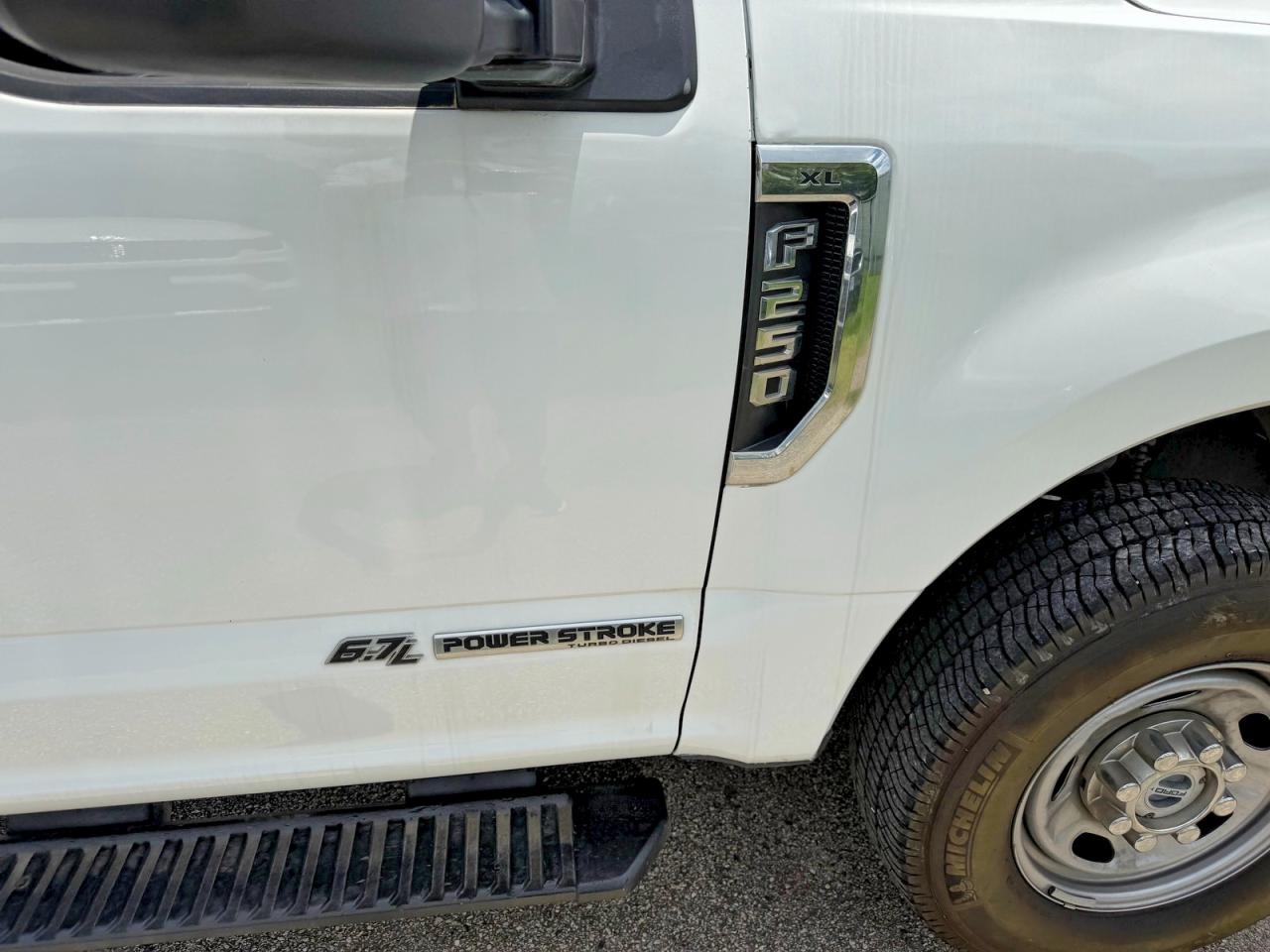 2022 Ford F250 Super Duty White vin: 1FT8X2BT0NED76712
