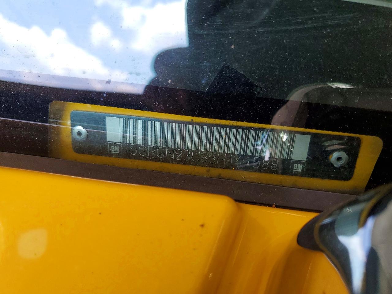 2003 Hummer H2 Yellow vin: 5GRGN23U83H141588