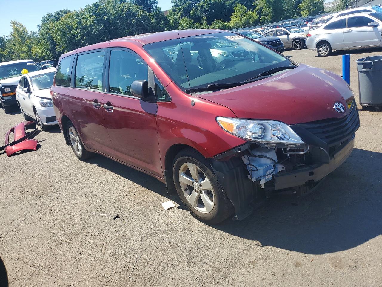 2014 Toyota Sienna L 7-passenger Maroon vin: 5TDZK3DC1ES508005