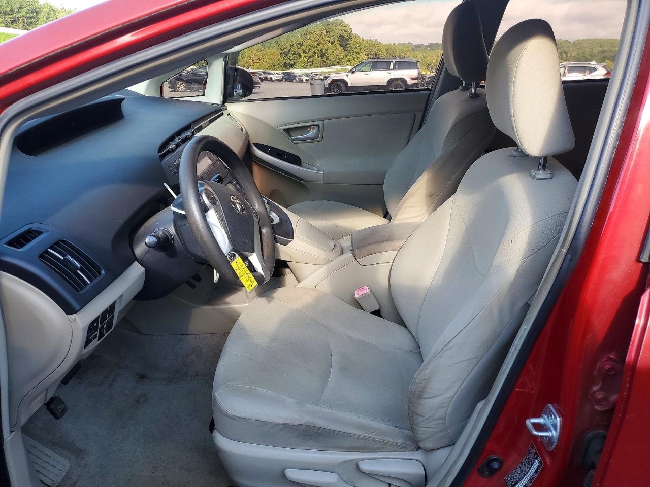 2011 Toyota Prius Three Красный vin: JTDKN3DU4B1406238