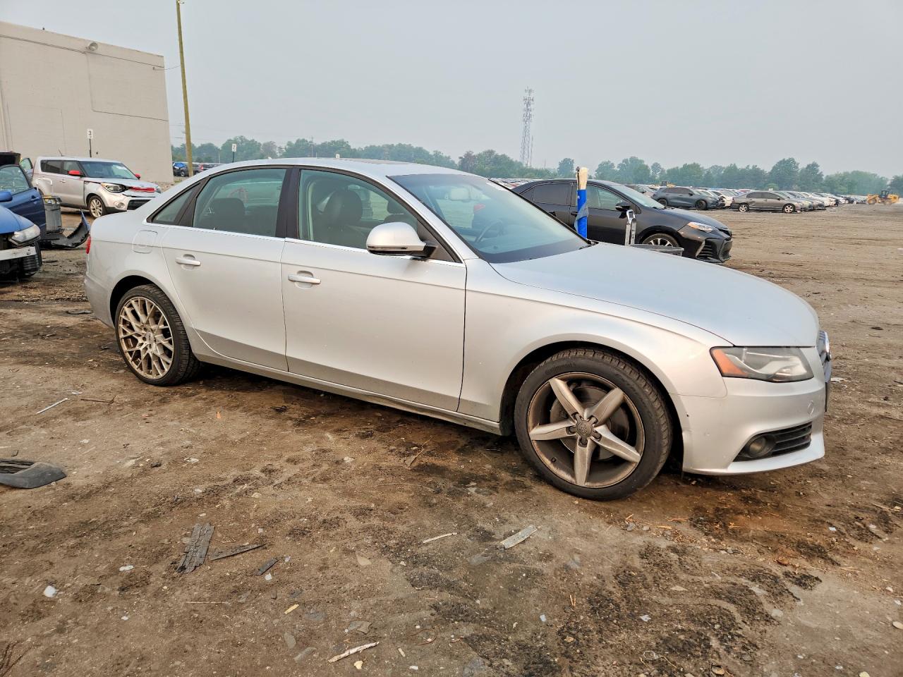 2009 Audi A4 Prestige Silver vin: WAUMF78K89N037809