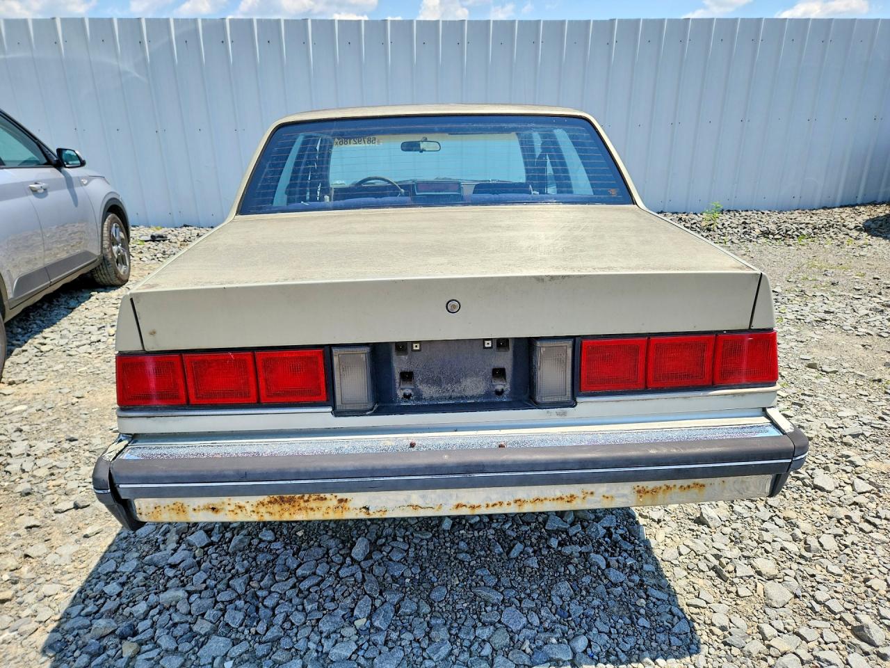 1986 Chevrolet Celebrity Silver vin: 2G1AW19R9G1210582