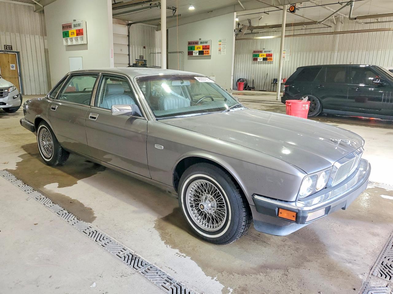 1990 Jaguar Xj6 Baseline Gray vin: SAJFY1743LC618242