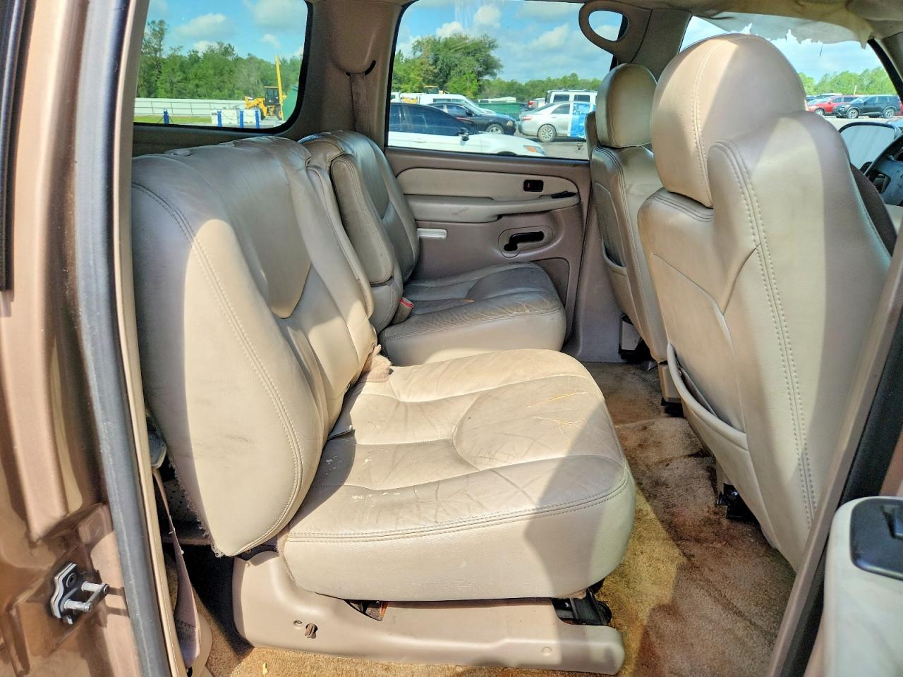 2003 Gmc Yukon Xl C1500 Tan vin: 1GKEC16Z73R219311